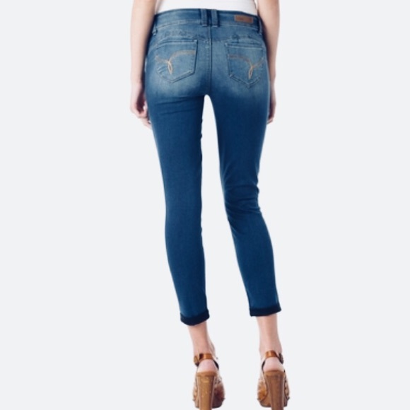 Skinny Blue Wash Cuffed Low Rise Ankle Jeans YMI - Picture 8 of 8